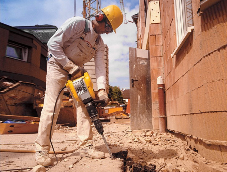 Отбойный молоток DeWALT D25902K