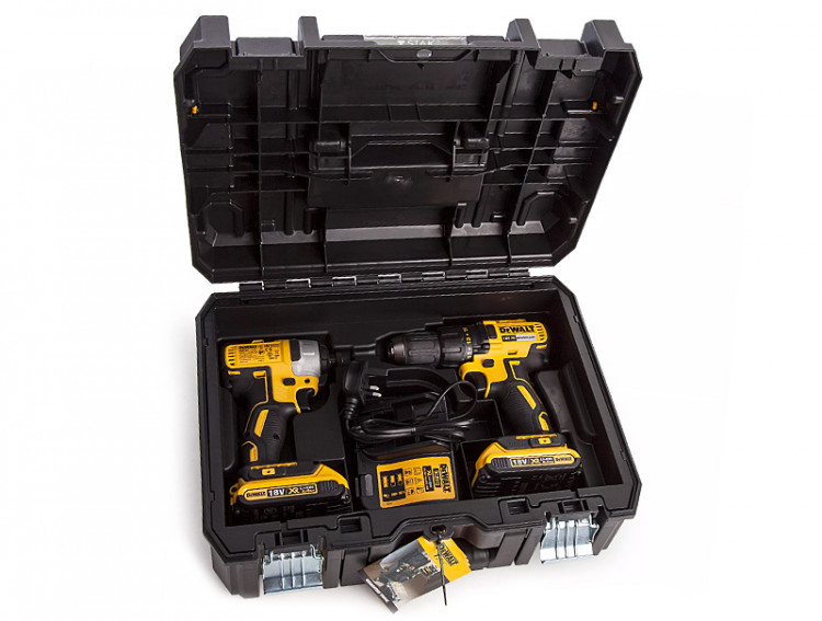 Набор аккумуляторного инструмента DeWALT DCK2059D2T
