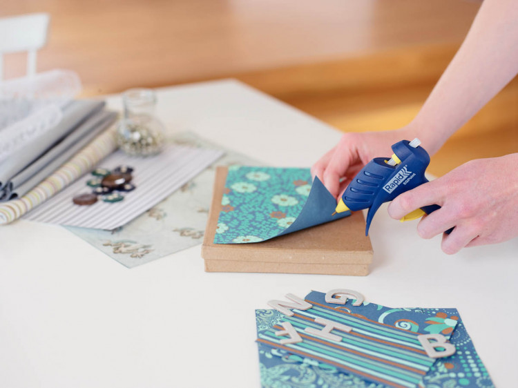 Клеевой стержнь RAPID 40107350