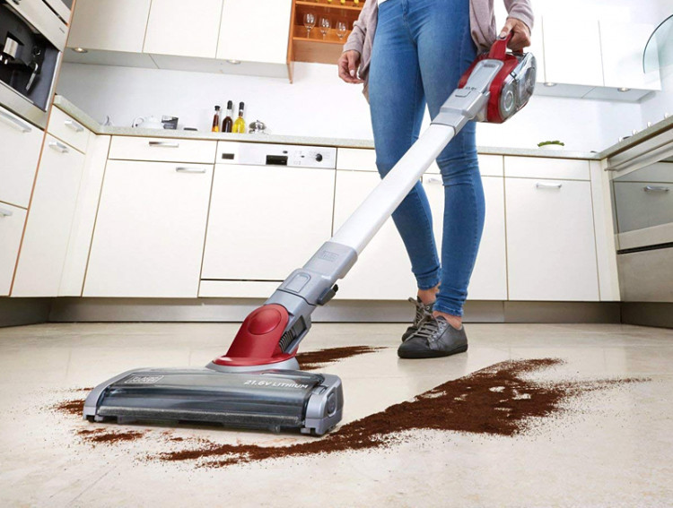 Пылесос-электровеник BLACK&DECKER HVFE2150LR