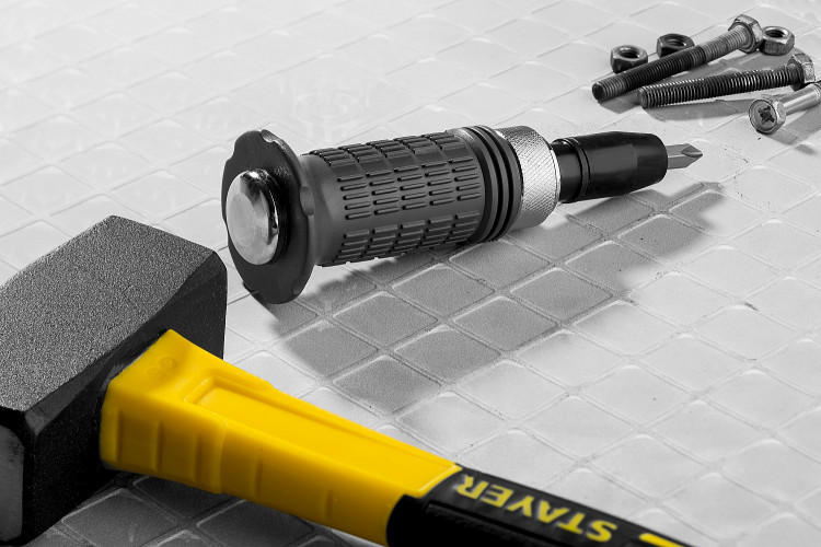 Отвертка STAYER 2566-H4_z01