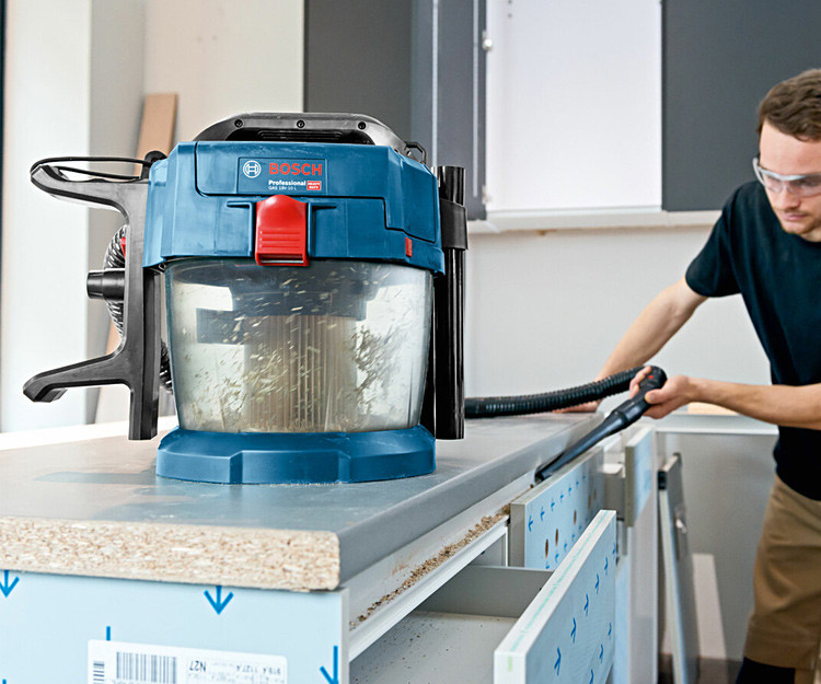 Аккумуляторный пылесос Bosch GAS 18V-10 L