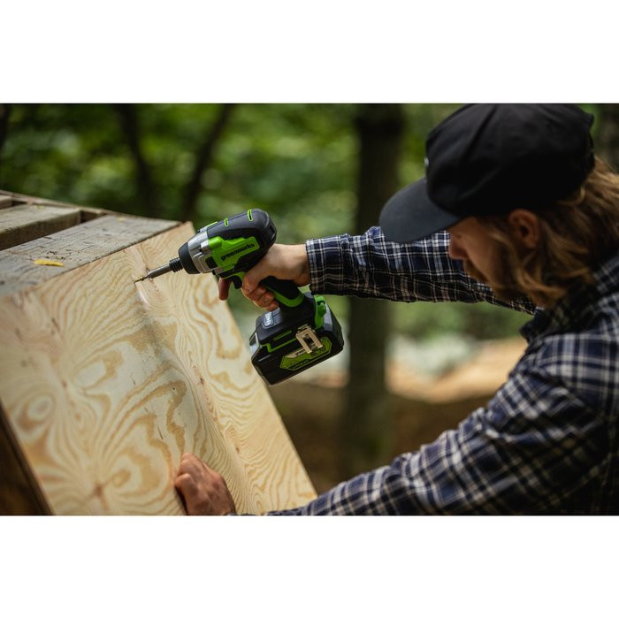 Винтоверт ударный аккумуляторный Greenworks GD24ID3, 24V, без АКБ и ЗУ