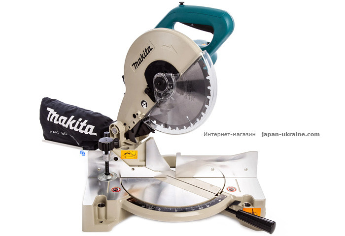 Торцовочная пила MAKITA LS1040N