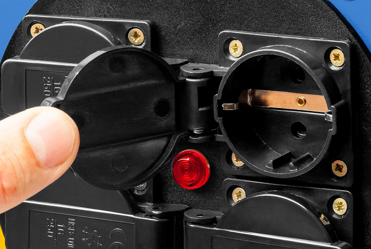 Удлинитель на катушке ЗУБР 55079-30