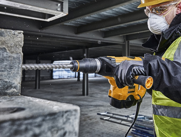 Перфоратор DeWALT D25604K