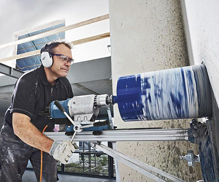 Дрель алмазного сверления BOSCH GDB 350 WE