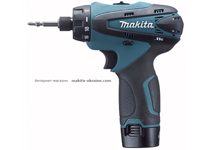 Аккумуляторный шуруповерт MAKITA DF030DWE