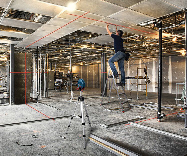 Линейный нивелир BOSCH GLL 3-15 + мини-штатив