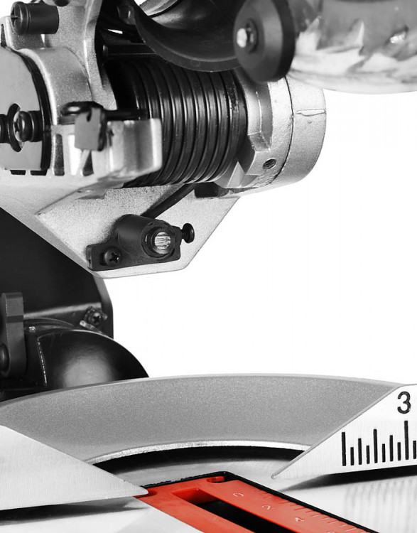 Пила торцовочная ЗУБР ЗПТ-255-1800 ПЛР