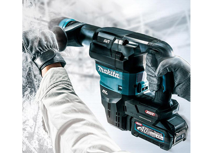 Аккумуляторный отбойный молоток XGT MAKITA HM001GZ