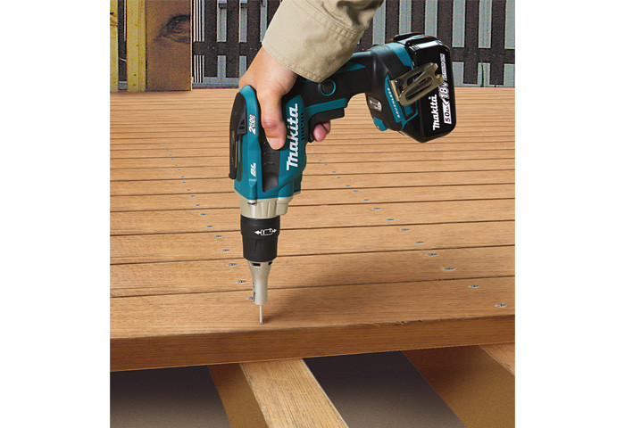 Аккумуляторный шуруповерт MAKITA DFS250RFE