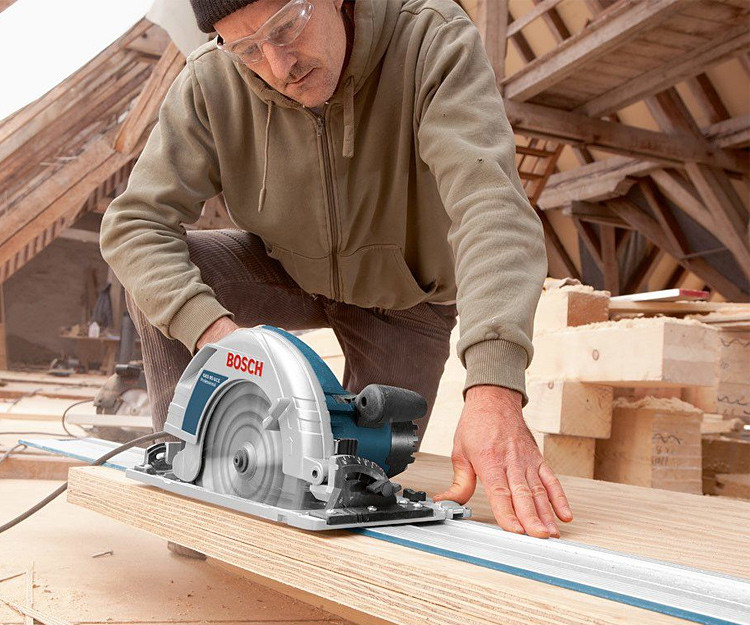 Дисковая пила BOSCH GKS 85 G