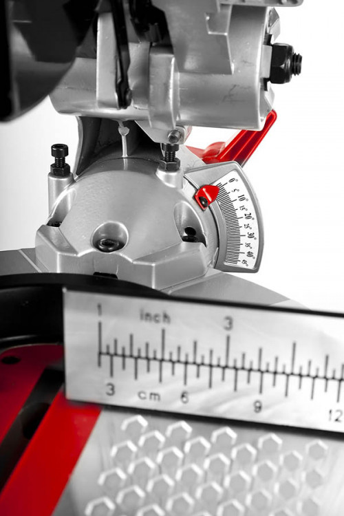 Пила торцовочная ЗУБР ЗПТК-305-1900