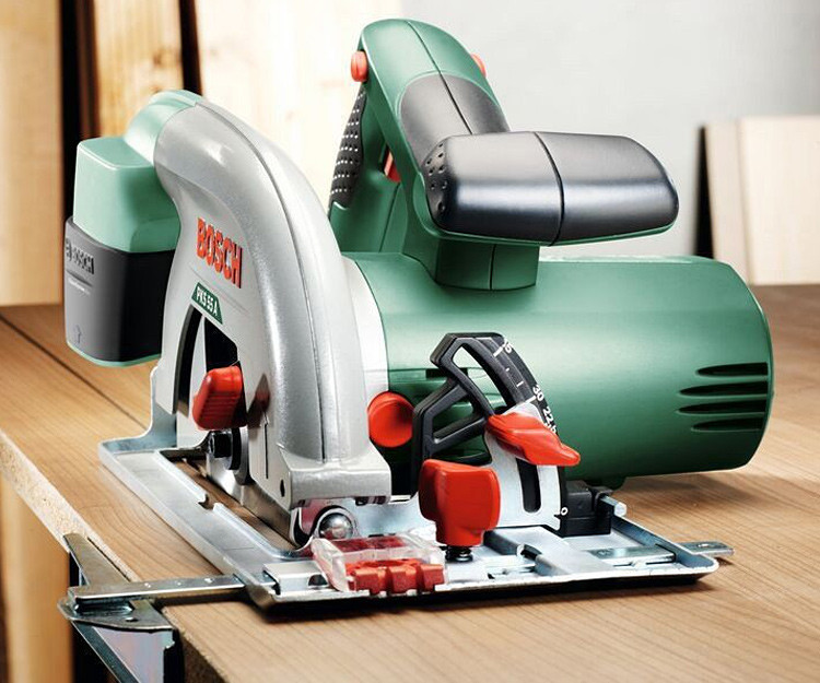 Дисковая пила BOSCH PKS 55