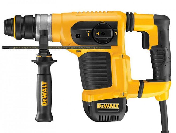 Перфоратор DeWALT D25414KT