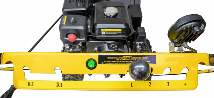 Снегоуборщик бензиновый Huter SGC 4000B