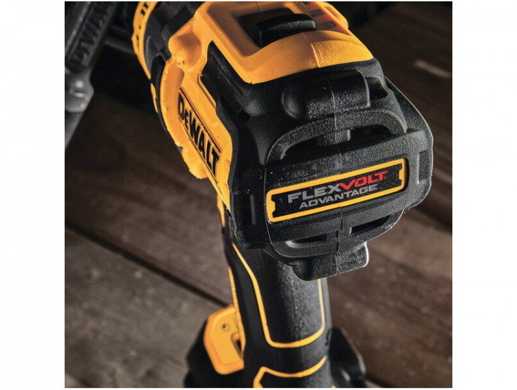 Аккумуляторная дрель-шуруповерт DeWALT DCD999T1