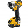 Аккумуляторная дрель-шуруповерт DeWALT DCF825M2