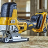 Аккумуляторный лобзик DeWALT DCS335P2