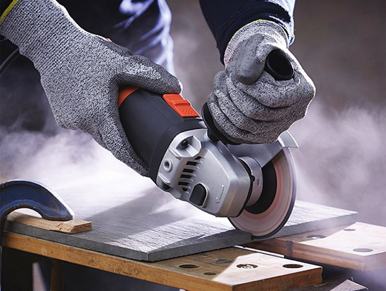 Болгарка BLACK&DECKER KG711