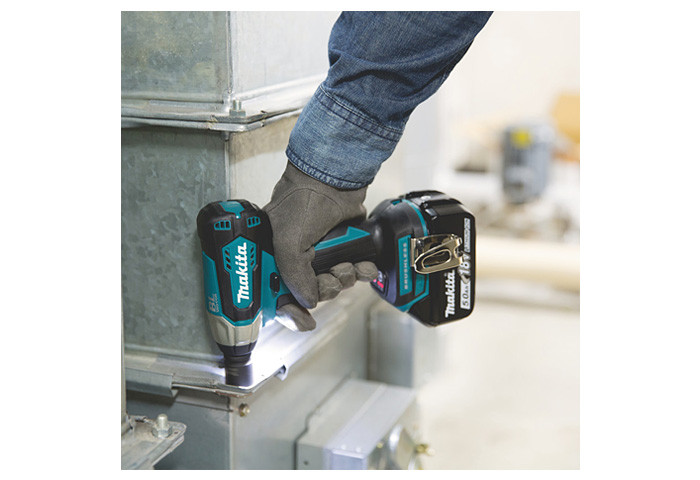 Аккумуляторный гайковерт MAKITA DTW180Z