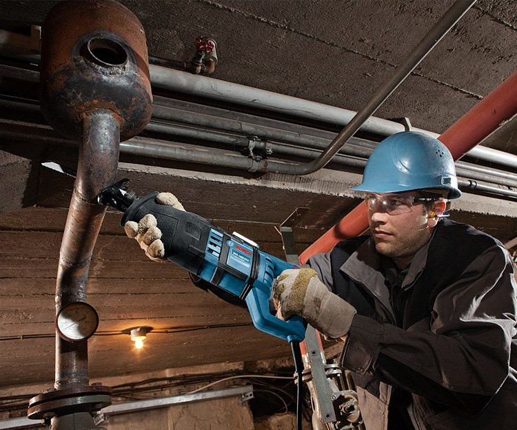 Ножовка BOSCH GSA 1300 PCE