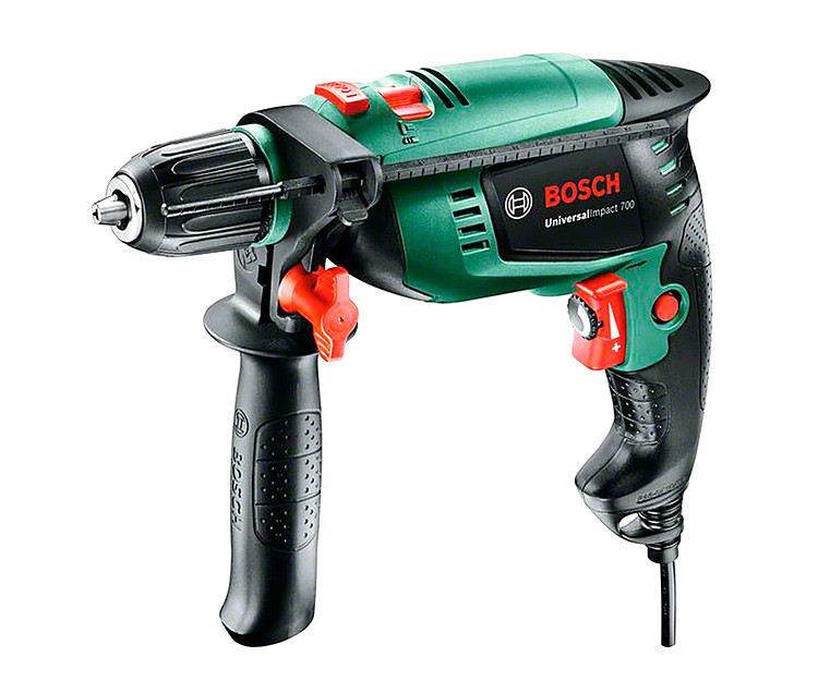 Ударная дрель Bosch UniversalImpact 700+ 39 насадок