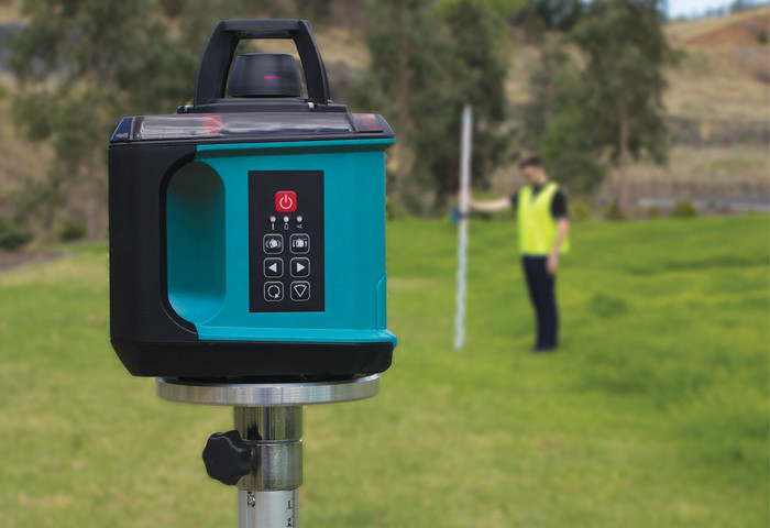 Лазерный ротационный нивелир MAKITA SKR200Z