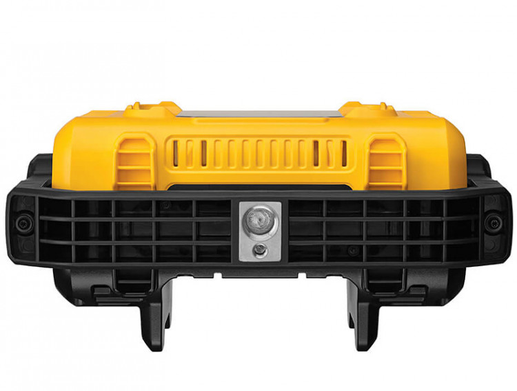 Аккумуляторный фонарь DeWALT DCL077
