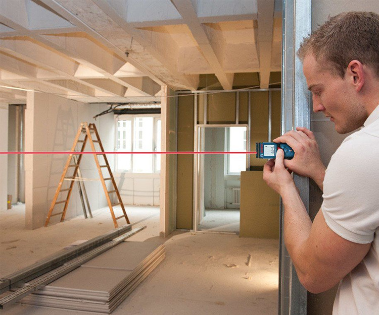 Дальномер BOSCH GLM 40