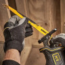 Аккумуляторная ножовка DeWALT DCS382NT