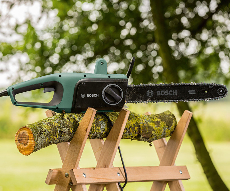 Цепная электропила BOSCH UniversalChain 35