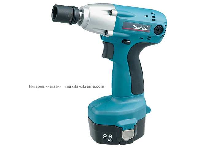Аккумуляторный ударный гайковерт MAKITA 6934FDWDE
