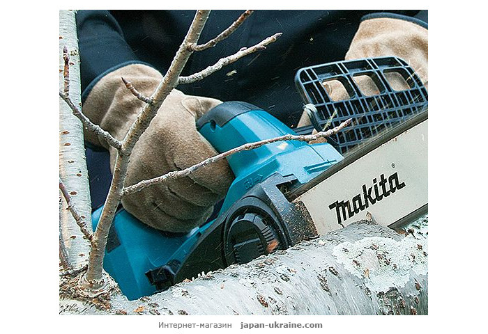 Аккумуляторная цепная пила MAKITA DUC252Z