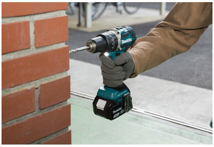 Аккумуляторный ударный шуруповерт MAKITA DHP484RFE