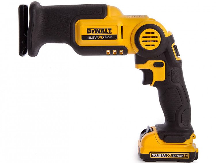 Аккумуляторная сабельная пила DeWALT DCS310D2