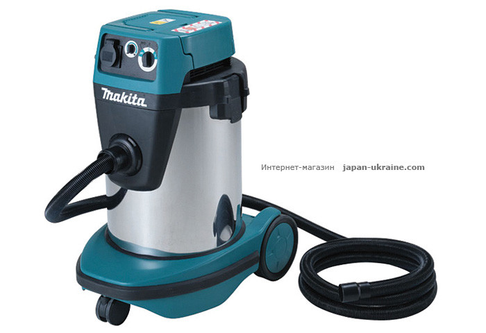 Пылесос MAKITA VC3210LX1
