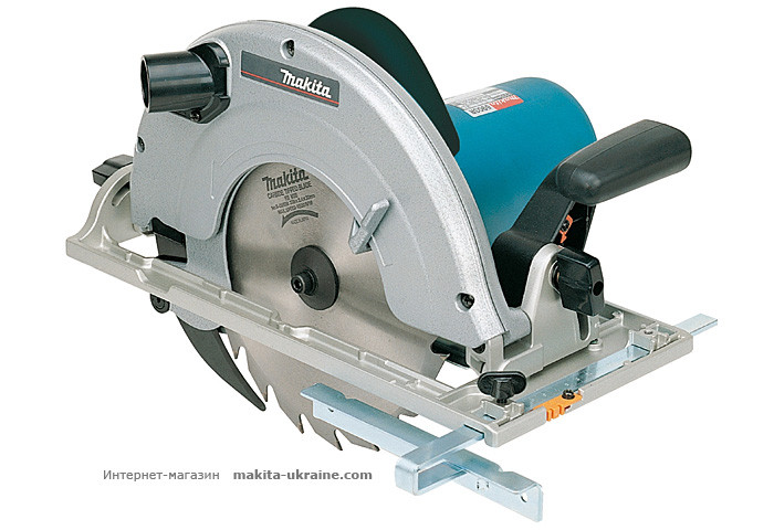 Дисковая пила MAKITA 5903R
