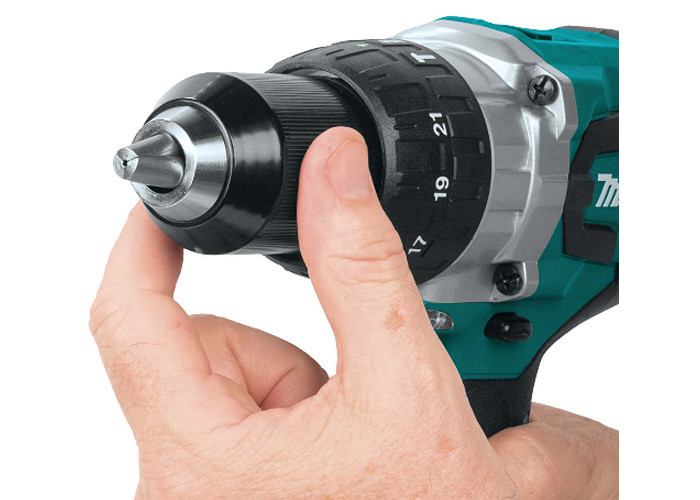 Аккумуляторный ударный шуруповерт MAKITA DHP486Z