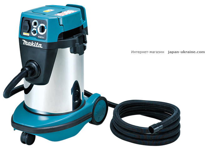 Пылесос MAKITA VC3211HX1