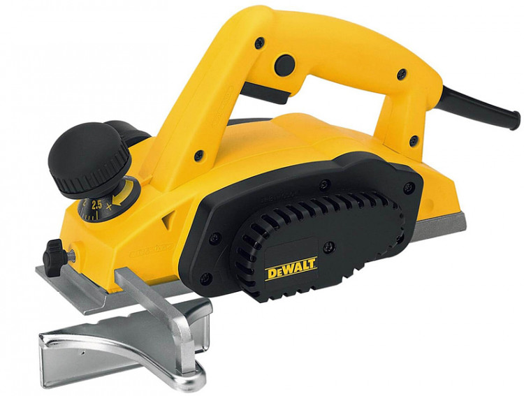 Рубанок DeWALT DW680