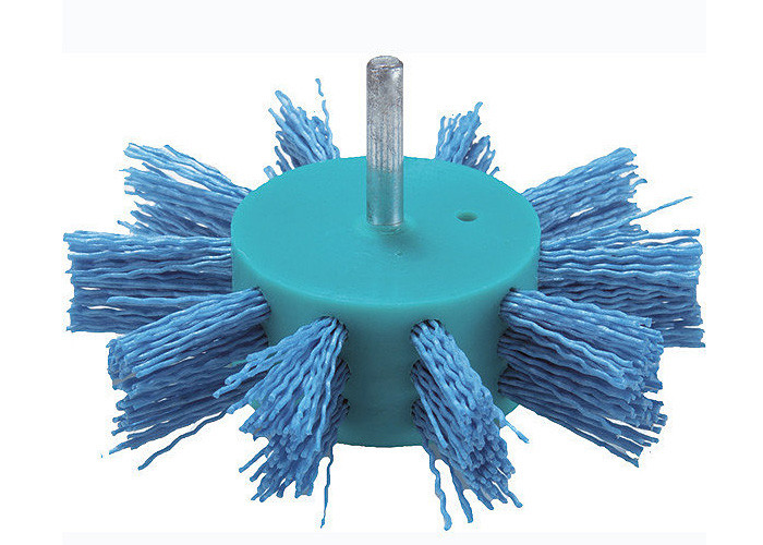 Нейлоновая лепестковая щетка MAKITA D-45755 (100 мм)
