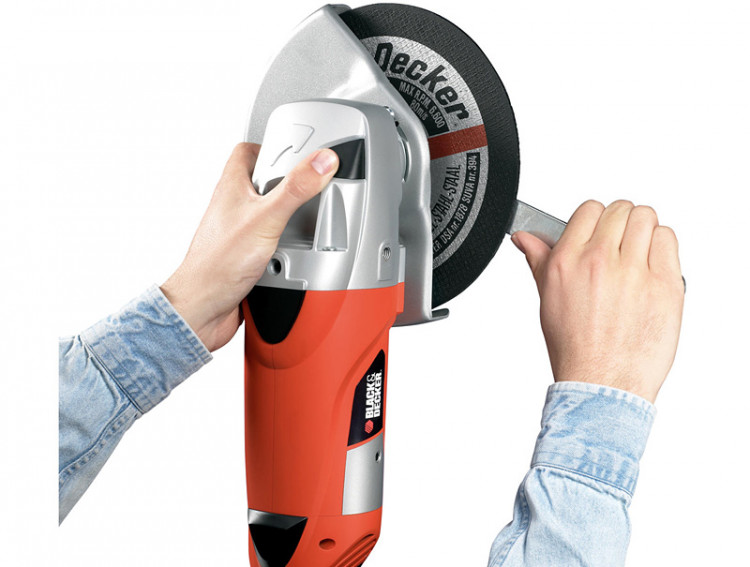 Болгарка BLACK&DECKER KG2000