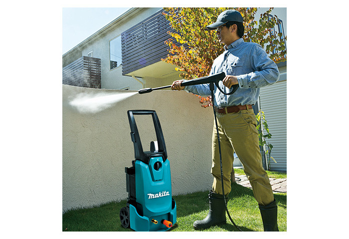 Мойка высокого давления MAKITA HW1200