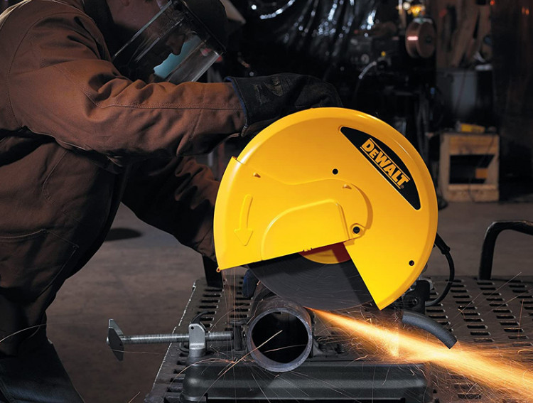 Пила монтажная DeWALT D28730