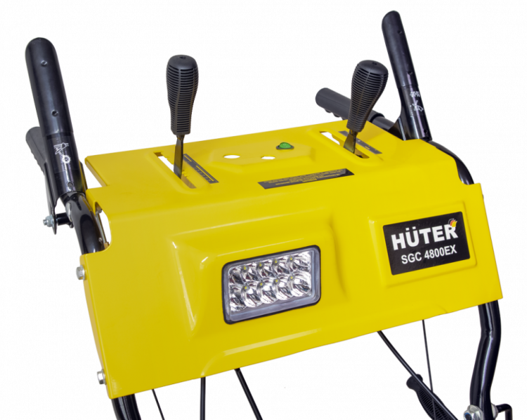 Снегоуборщик бензиновый Huter SGC 4800EX