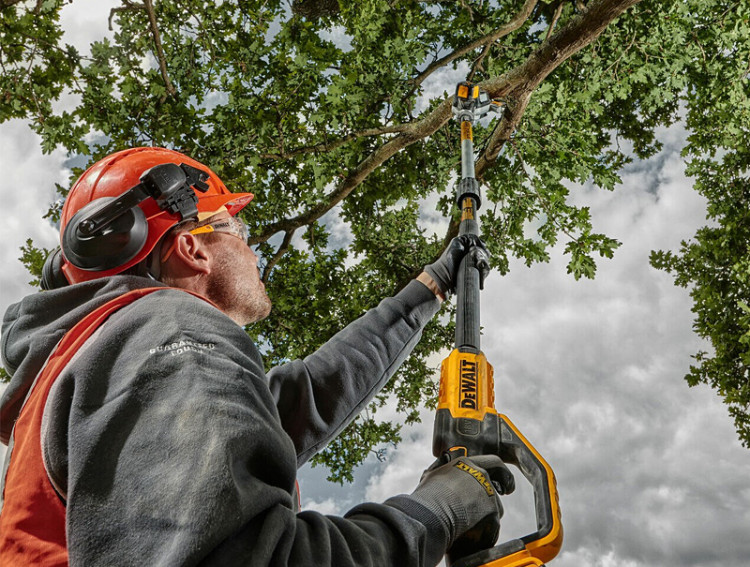 Высоторез DeWALT DCMPS567N