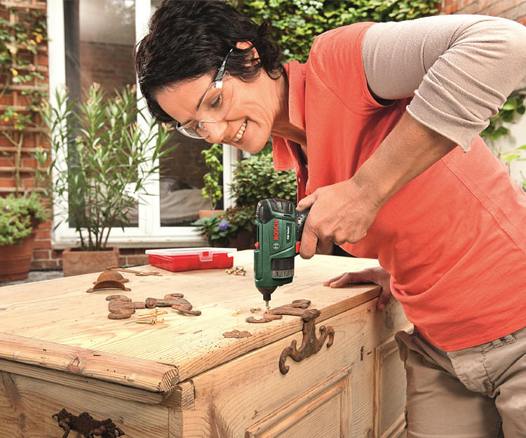 Аккумуляторный шуруповерт BOSCH PSR Select Micro USB