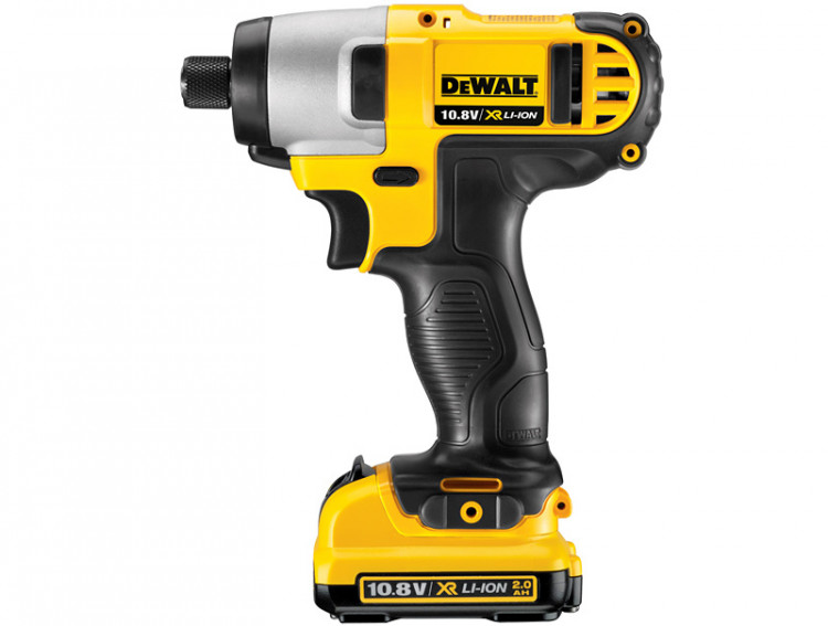 Аккумуляторный ударный шуруповерт DeWALT DCF815D2